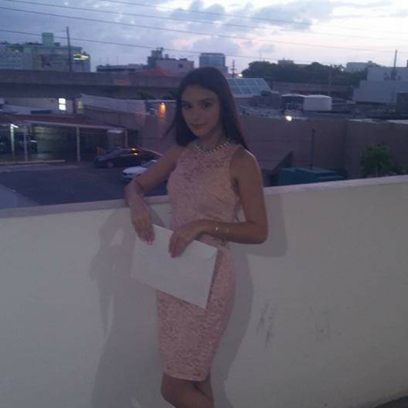 Pink sequined/ embellished lace light pink dress - Picture 2 of 3